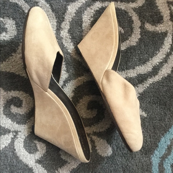 Robert Clergerie Tan Suede Mules Size 9 - Picture 4 of 6